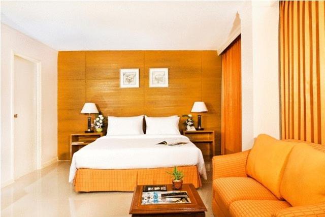White Orchid Hotel Bangkok Exterior photo